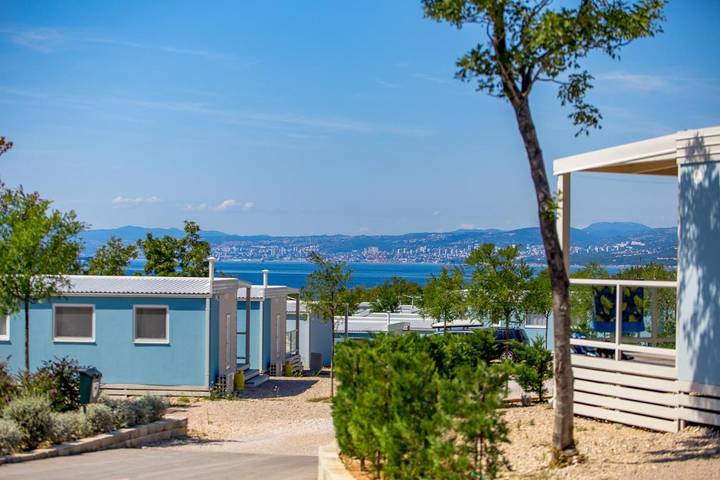 Camping für 6 Personen, mit Pool und Terrasse auf Krk - 4