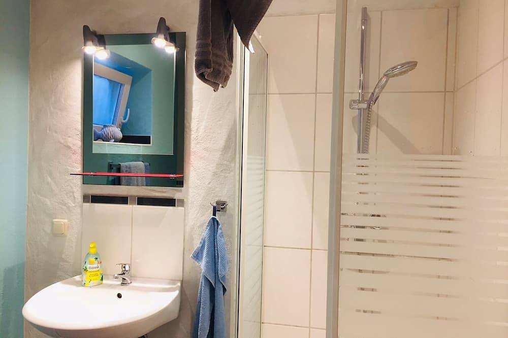 Ganze Wohnung, Wunderschöne Montagewohnung, Ferienwohnung mit separatem Zugang in Nidda, Wetterau