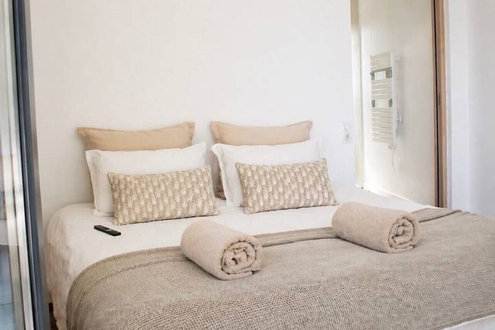 Location de vacances pour 8 personnes, avec jardin dans Plage De Grigione San Martino Di Lota - 3