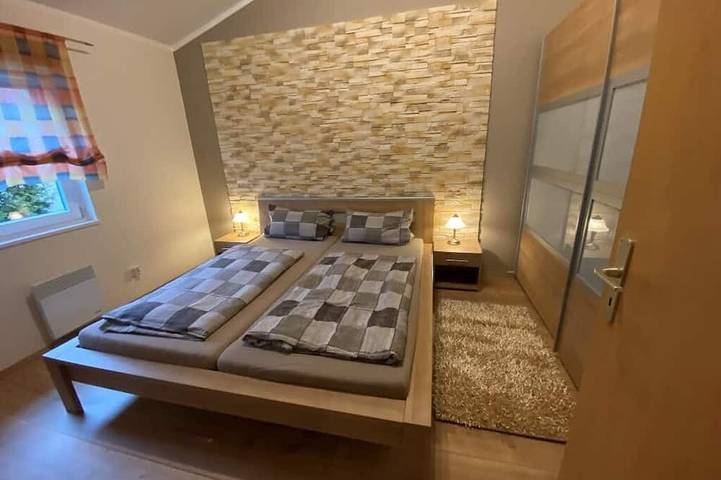 Bungalow für 5 Personen, mit Garten und Balkon in der Oberpfalz - 4