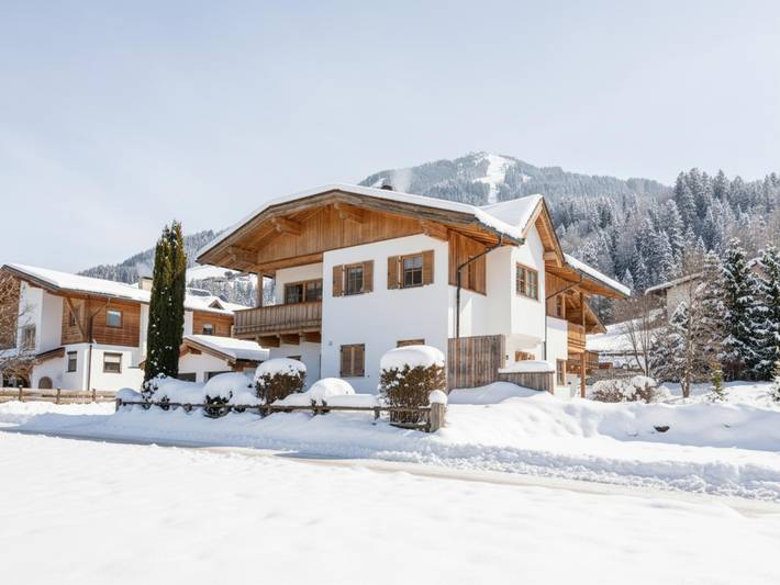 Ferienwohnung für 12 Personen, mit Balkon und Terrasse in Westendorf (Tirol)