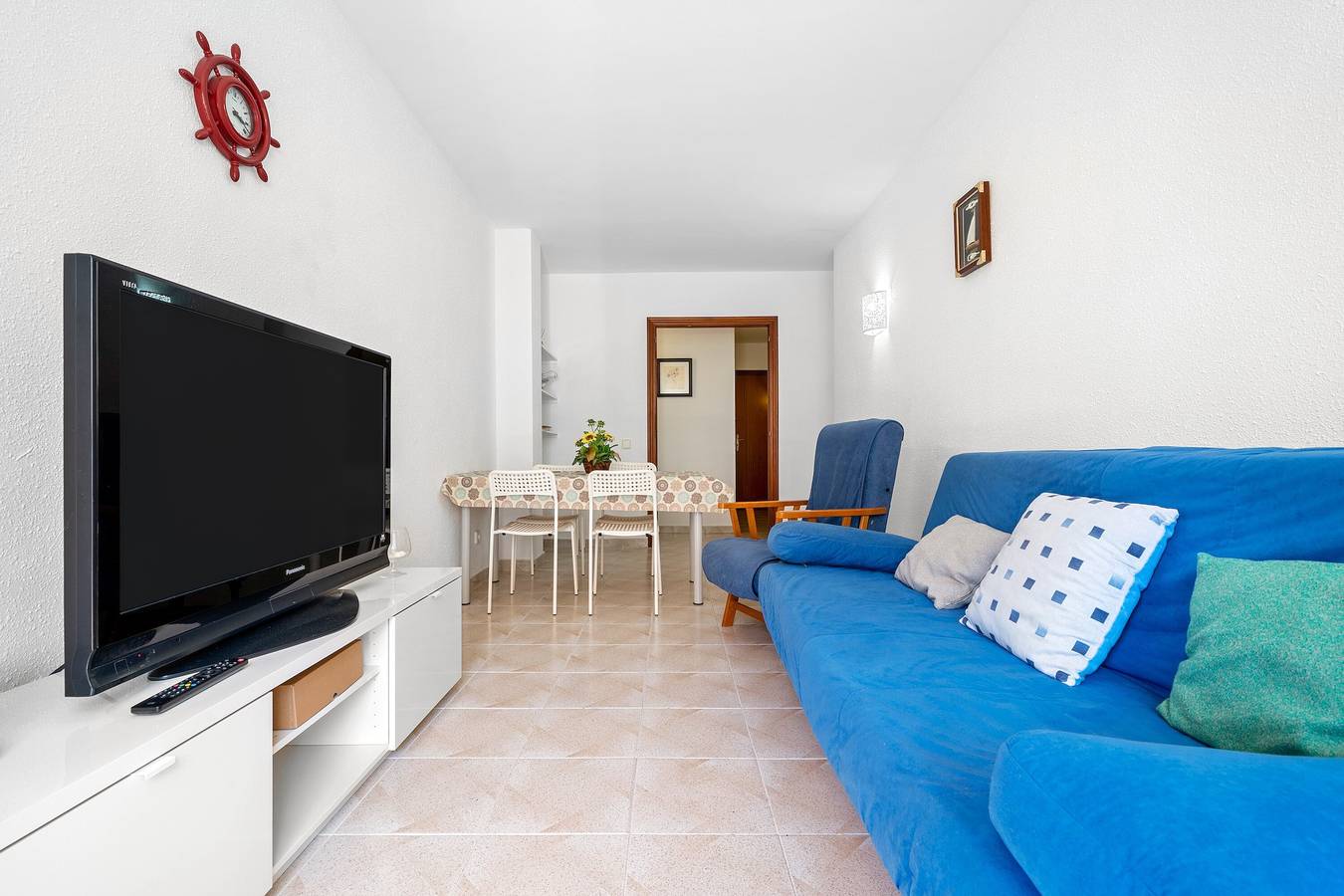 Apartamento entero, Apartamento 'Familiar En La Pineda' con Terraza Privada in La Pineda, Platja de la Pineda