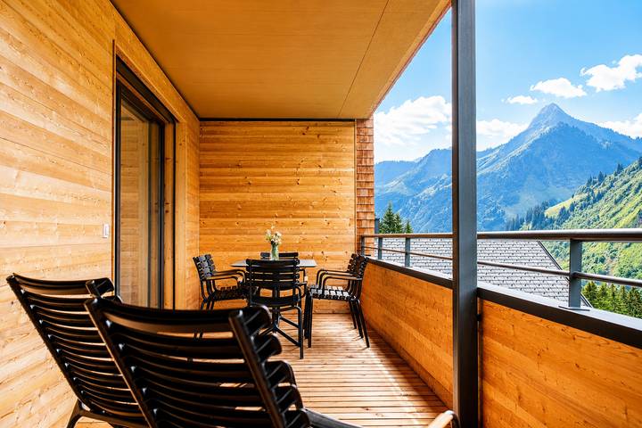 Ferienwohnung für 6 Personen, mit Balkon und Terrasse in Damüls