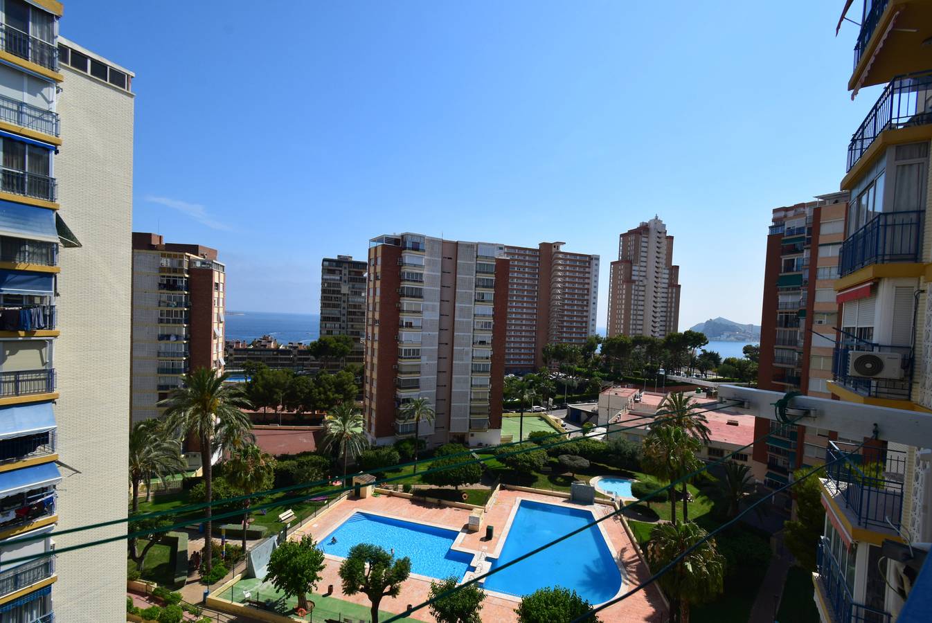 Apartamento entero, Apartamento de vacaciones para 3 personas con jardín in Benidorm, Costa Blanca