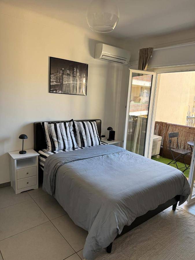 Gîte pour 2 personnes, avec balcon dans Plage Carras Nice - 3