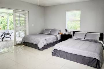 Vacation Home for 4 Guests in Miami, Florida, Picture 3