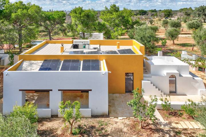 Villa Manè in San Vito dei Normanni, Salento