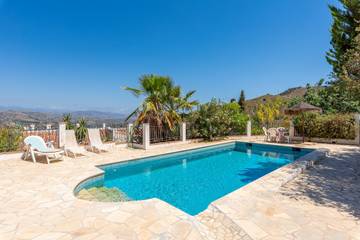 Chalet para 6 Personas en Cútar, Andalucía, Foto 1