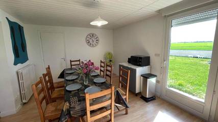 Gîte pour 7 personnes, avec vue et jardin à Précy-Notre-Dame
