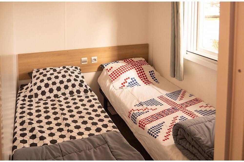 Mobilhome Familial 6/8 pers Confortable Et Climatise in Onzain, Région de Blois