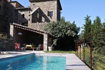 Agriturismo pour 5 personnes, avec jardin et jacuzzi à Générargues