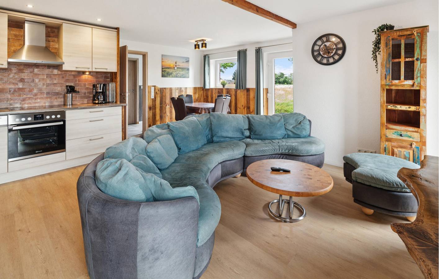 Modernes Apartment mit Terrasse, Parkplatz und Aussicht in Osteel, Landkreis Aurich