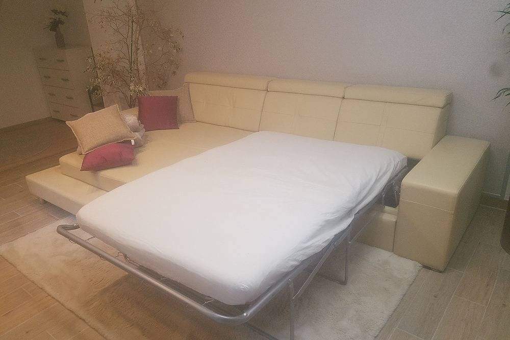 Entire apartment, Idyllische Ferienwohnung in Bestlage in Berlin Frohnau mit Terasse und Garten in Reinickendorf, Berlin