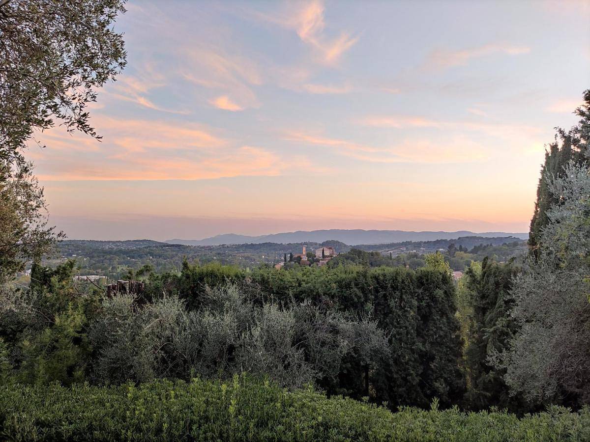 Apartment in Châteauneuf-Grasse, Côte méditerranéenne (France)