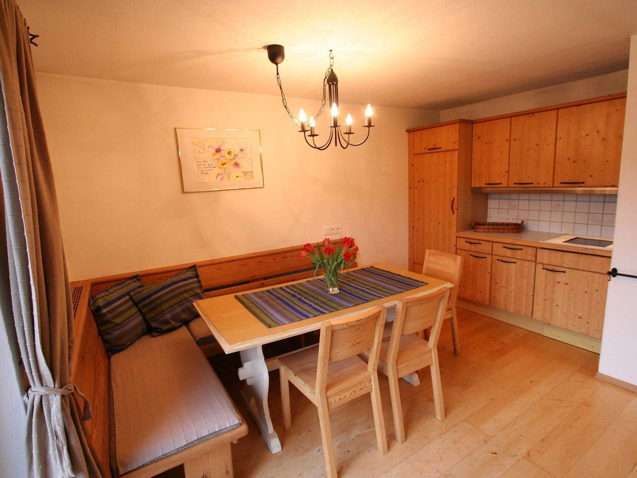 Ganze Wohnung, Chalet in Hopfgarten am Skilift in Hopfgarten im Brixental, Kaisergebirge