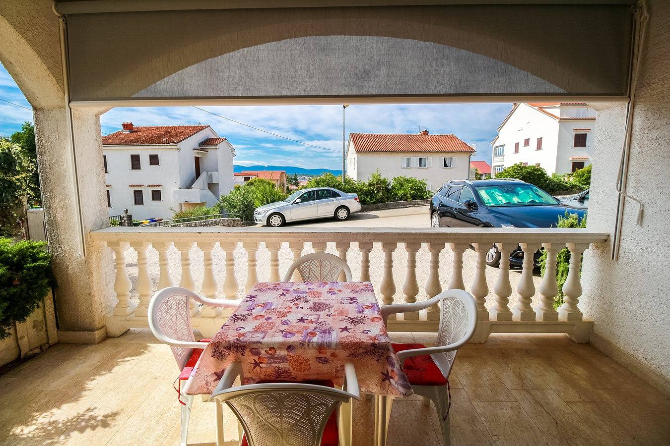 Ganze Wohnung, Apartment für 2 Personen im Zentrum von Malinska in Malinska, Krk