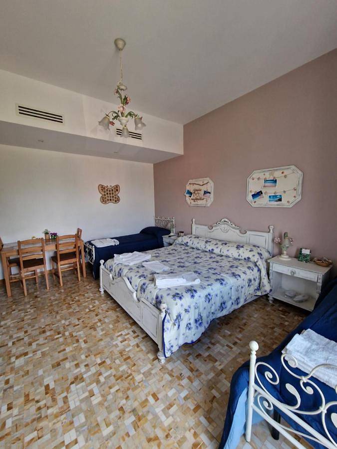 Maison d’hôte pour 2 personnes, avec jardin et vue dans Olbia - 4