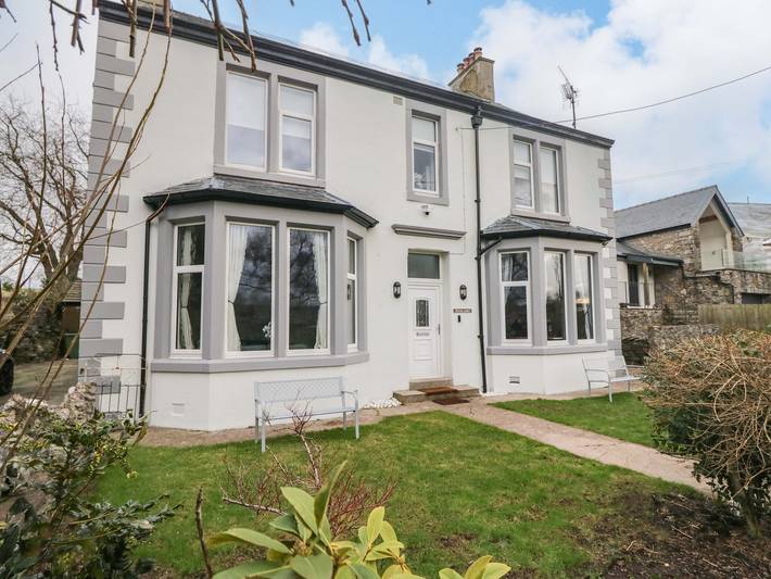 Cottage for 12 people, with Garden in the Lake District