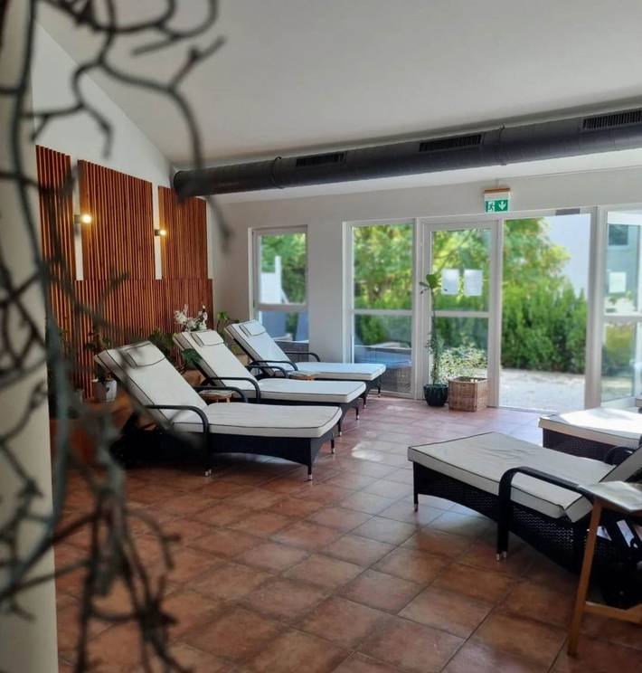 Ferienwohnung für 2 Personen, mit Balkon und Sauna sowie Pool, mit Haustier in Plöner See - 2