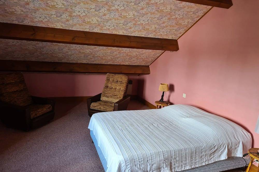 Charmante maison de vacances, piscine privée chauffée, parc arboré de 3500 m2 in Prayssac, Quercy
