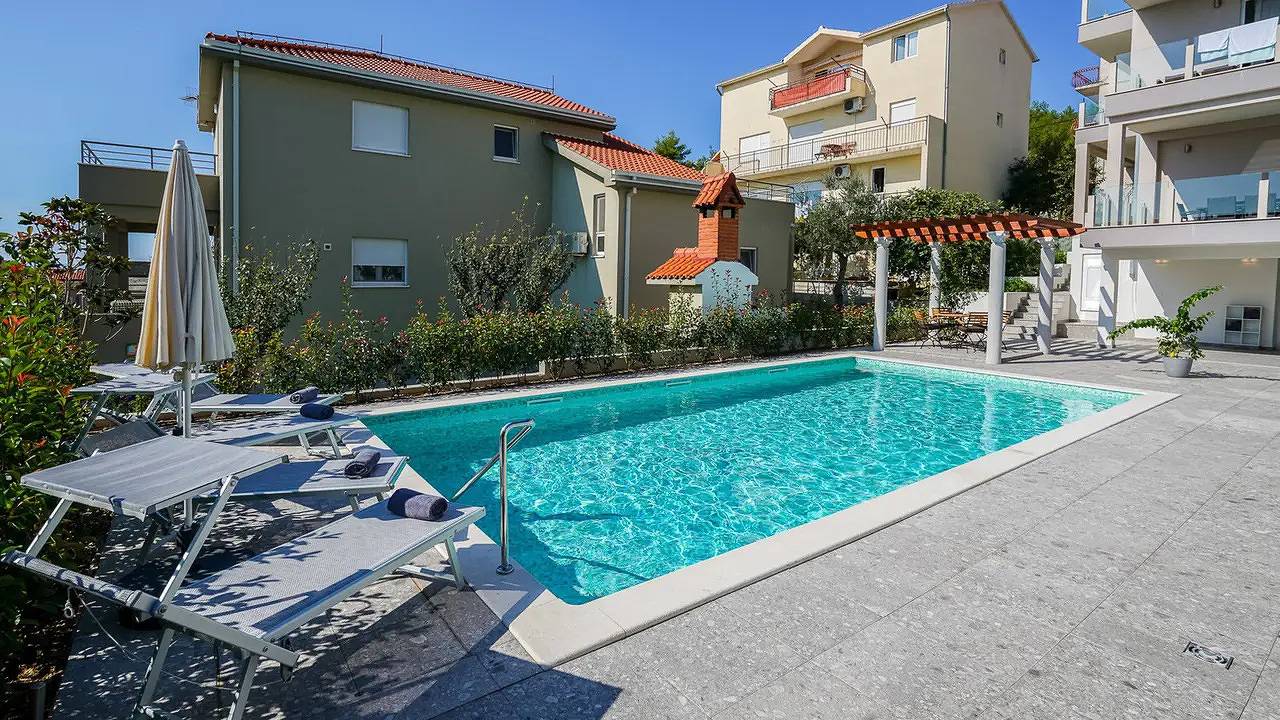Apartamento vacacional entero, Ferienwohnung für 4 Personen (75 m²) in Podstrana in Podstrana, Condado de Split-Dalmacia