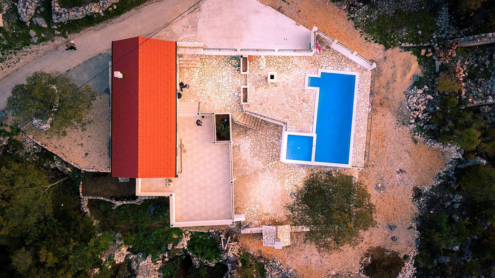 
Stipanovi Dvori • Privater Pool • Rückzugsort • Party erlaubt in Rašćane, Makarska Riviera