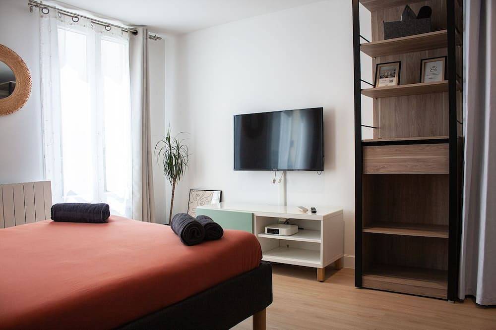 Apartamento entero, Cosy studio in the heart of the historic center in Pontoise, Valle del Oise