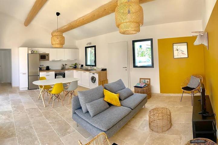 Location de vacances pour 5 personnes, avec Terrasse et Jardin dans Parc ornithologique du Pont de Gau
