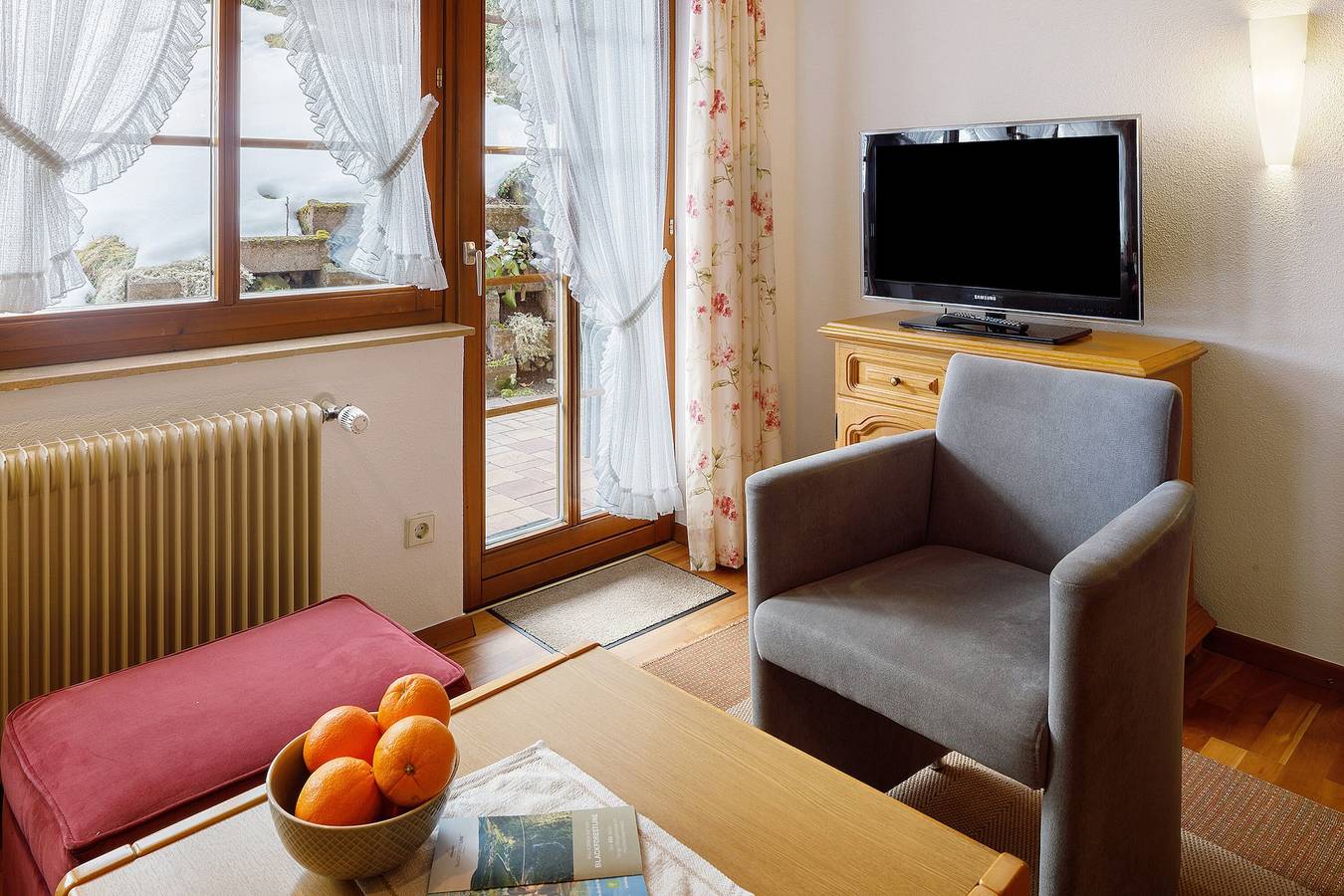 Entire apartment, Apartment 'Tannenliebe' with Private Terrace, Shared Garden and Wi-Fi in Altglashütten (Feldberg), Feldberg