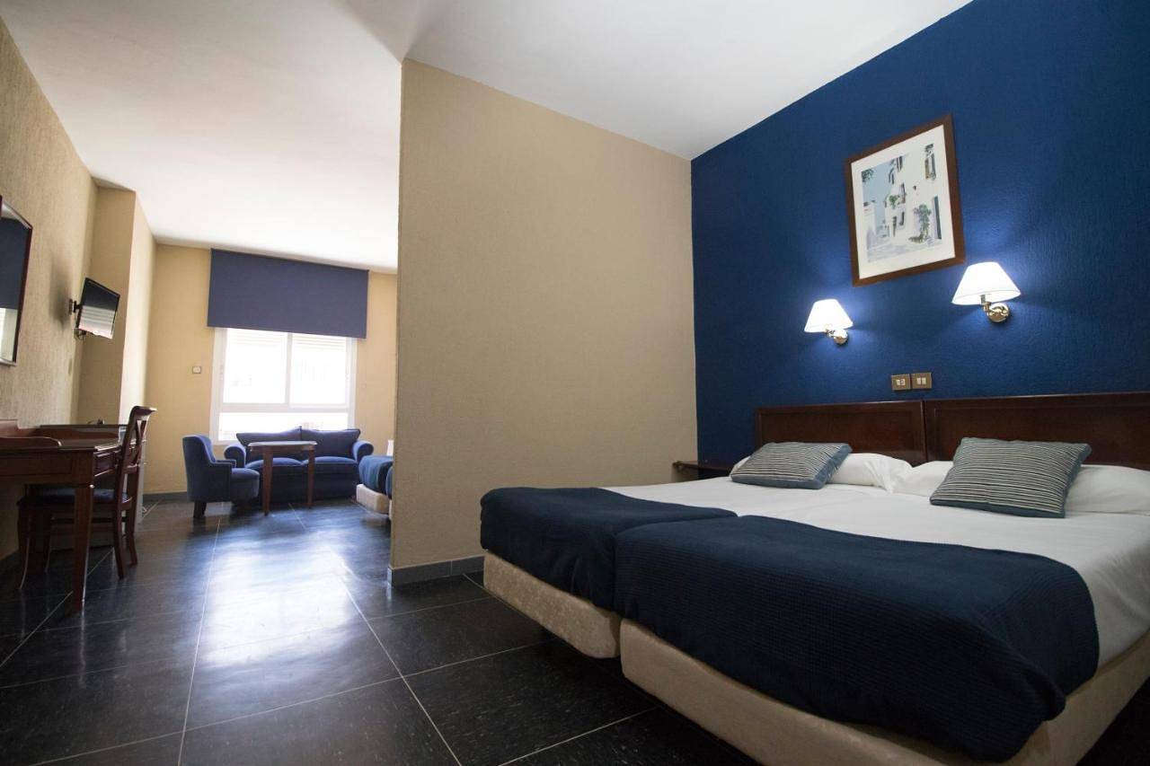 Hotel Caribe in Playa de la Costilla (Rota), Rota