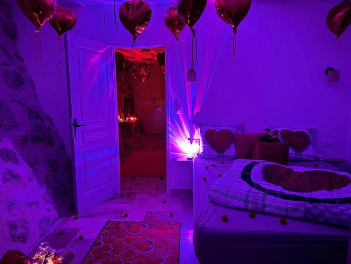 Location de vacances pour 2 personnes, avec piscine et jardin ainsi que vue et sauna à Varages - 4