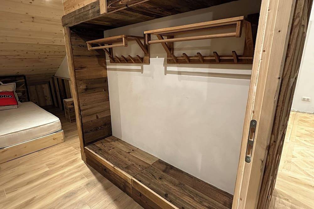 Entire apartment, Bienvenue au Charlet Versaille in Passy, Pays du Mont-Blanc