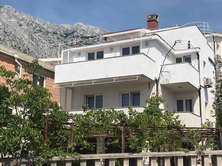 Apartament wakacyjny dla 4 osób, z balkon/ taras w Baška Voda