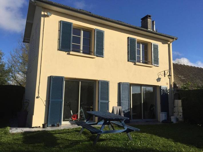 Gîte pour 5 personnes, avec vue et jardin à Essay