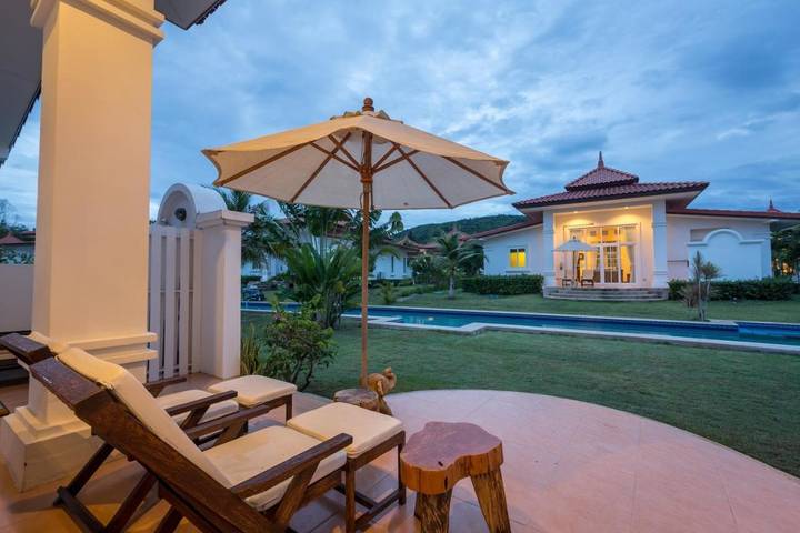 Villa pour 4 personnes, avec jardin et piscine ainsi que jacuzzi et bassin pour enfant en Thailande - 4