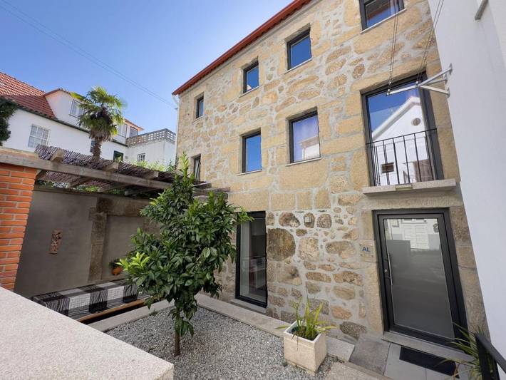 Casa de férias para 7 pessoas, com terraço, com animais de estimação em Oliveira do Hospital