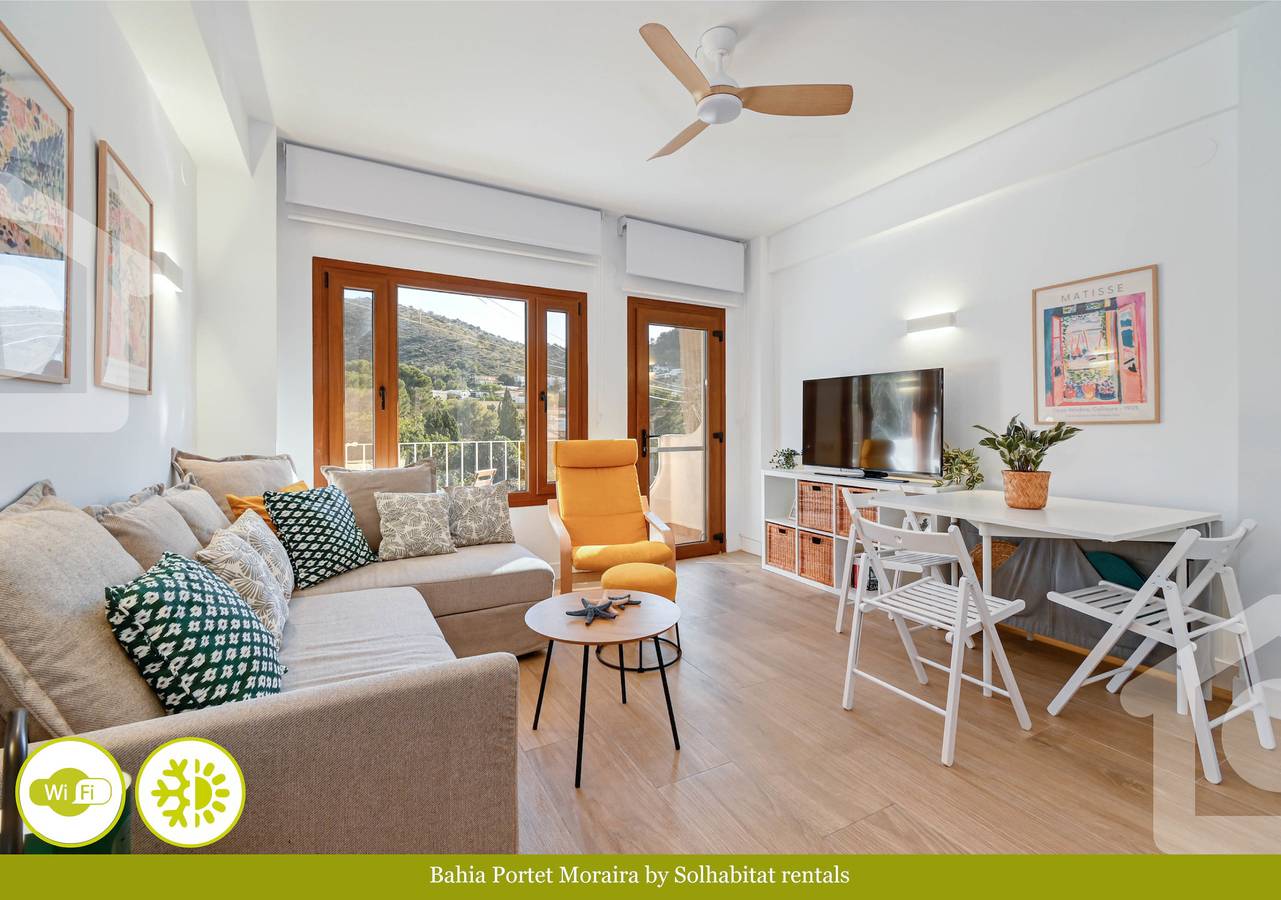 Entire apartment, Holiday apartment for 5 people with pool in Cala El Portet, Teulada (Spain)