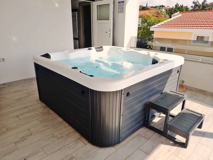 Ferienhaus für 8 Personen, mit Balkon in Maslenica - 3