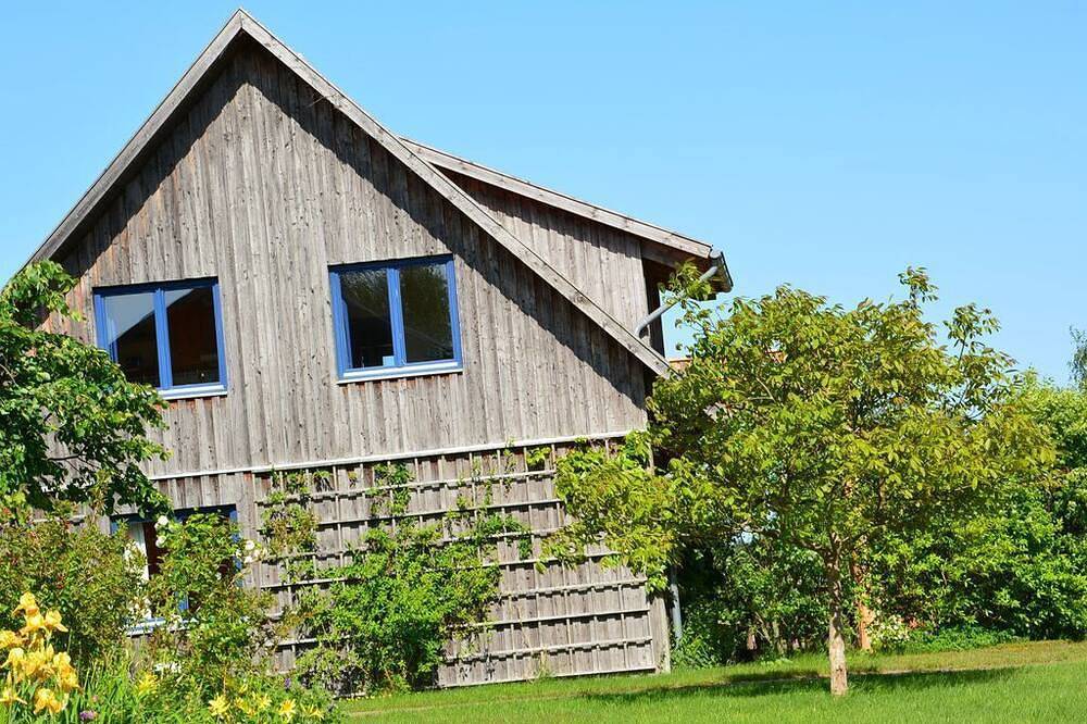 Ganze Wohnung, Frei stehendes Ferienhaus mit Blick auf herrliche Landschaft in Zempow, Wittstock/Dosse