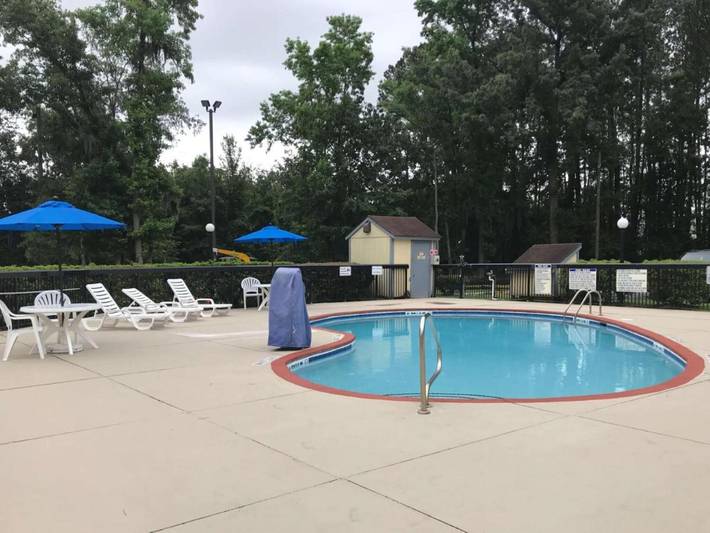 Entire apartment, Cozy King Bed|Free Parking & Wifi in Savannah, Chatham County