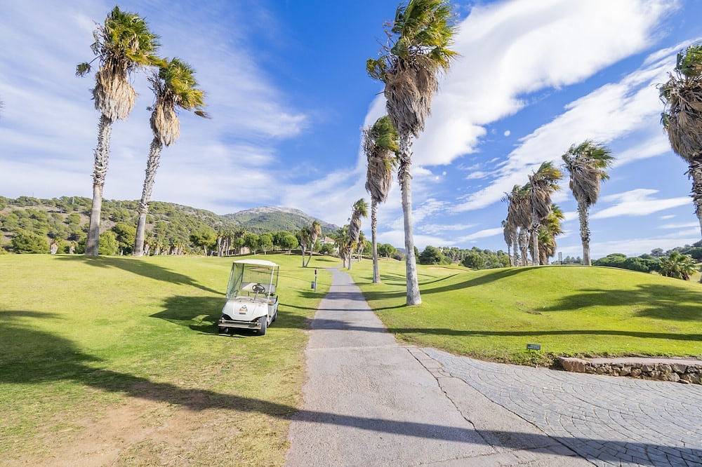 Ganze Wohnung, Cubo's Apartamento Gongora B / Klimaanlage / kostenloses Wlan / städtisch in Alhaurín el Grande, Málaga Provinz