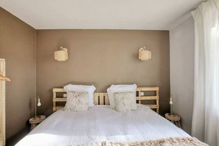 Gîte pour 6 personnes, avec jardin ainsi que sauna et balcon, animaux acceptés à Brens - 2