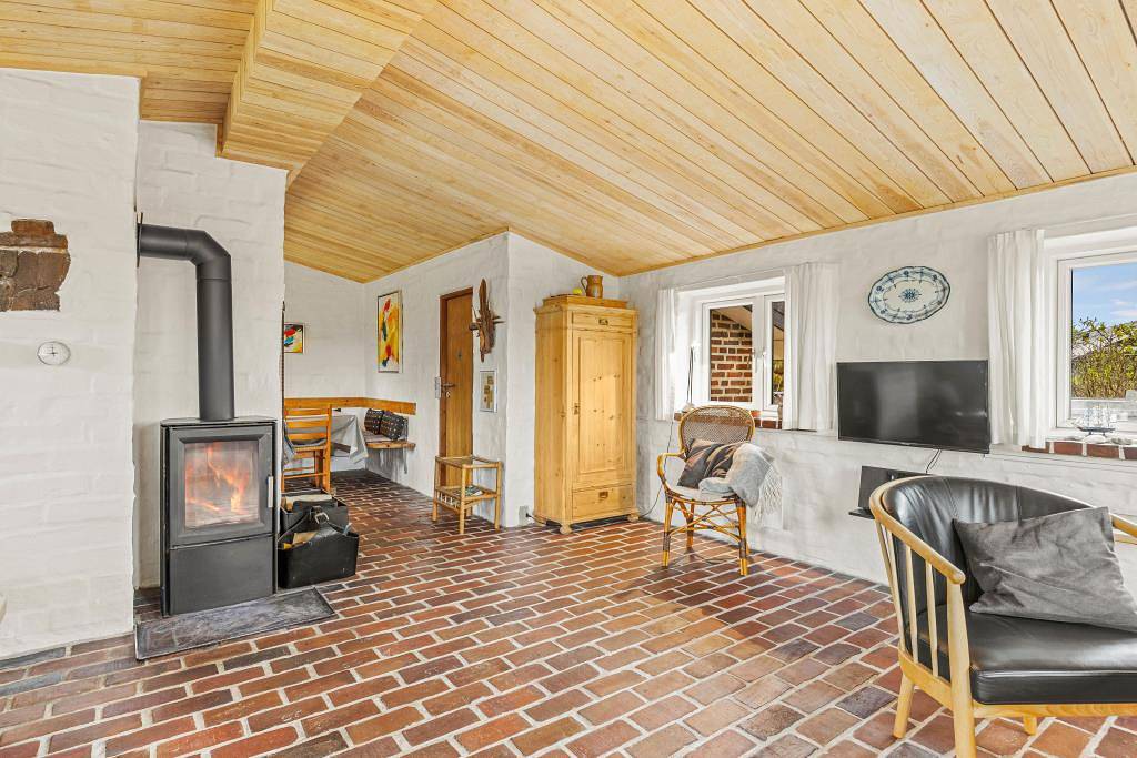 Charming summer cottage - two dogs very welcome in Henne, Varde Region