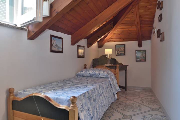 Location de vacances pour 3 personnes, avec terrasse à Minori - 2
