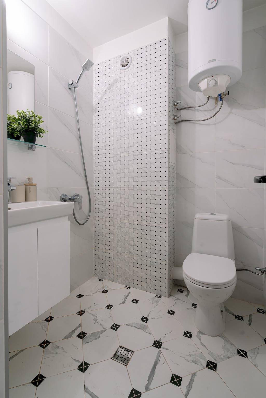 Ganze Wohnung, Ferienwohnung für 4 Personen mit Terrasse in Sofia, Bulgarien