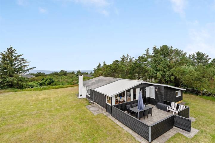 Ferieudlejning for 6 personer, med Terrasse i Trend