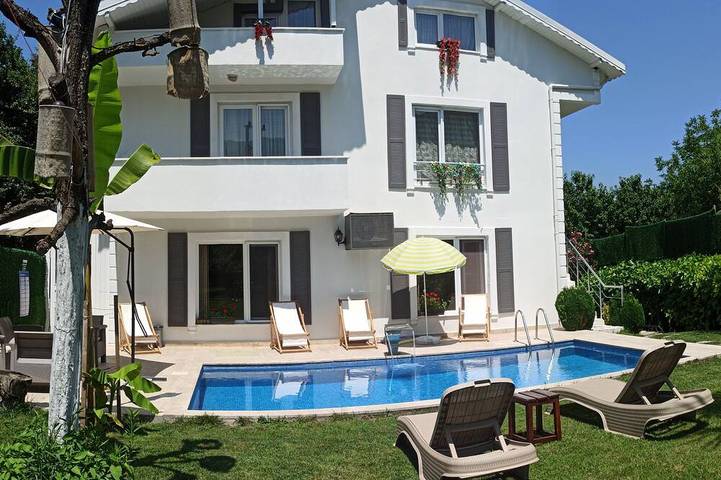 Villa für 16 Personen in Sapanca