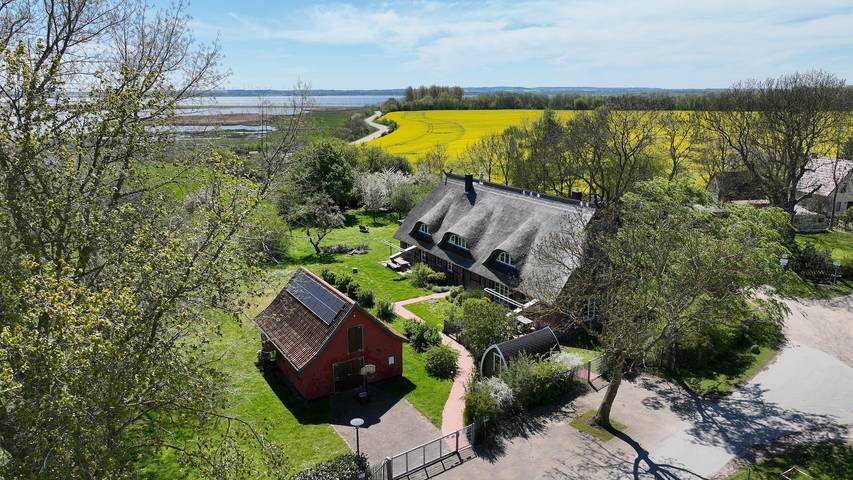 Ferienhaus für 7 Personen, mit Seeblick und Garten sowie Sauna auf Insel Poel