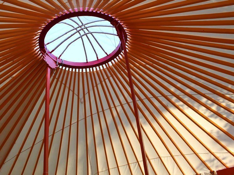 Flower Camping Des Lacs - Alojamiento 6 personas - Yurta 50m2 (6pers) (sin instalaciones sanitarias) in Pressignac, Parque Natural Regional Périgord-Limousin