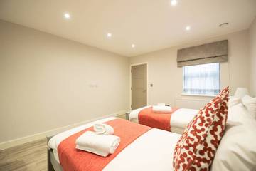 Apartment for 2 People in Reading, North Wessex Downs, Photo 2